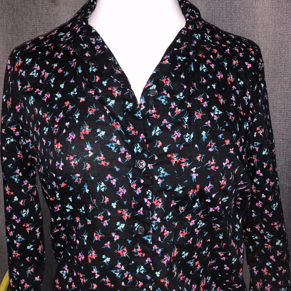 4 for $20/Old Navy Black Floral button up